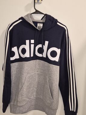 Adidas Men’s Navy and Gray Logo Hoodie Wit Joggers Size M